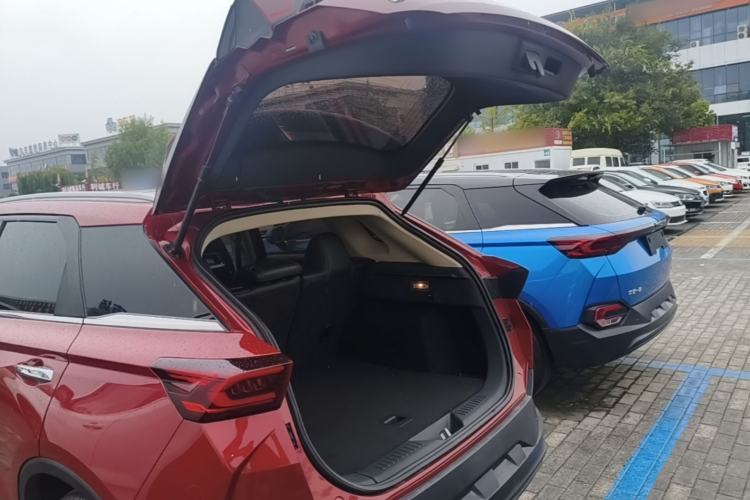 Used Bestune T77 2019 230 TID Automatic Luxury Version China VI Emission Standard Trunk
