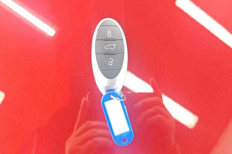Used Bestune T77 2019 Facelift 230 TID Automatic Luxury Version China V Emission Standard Vehicle Key