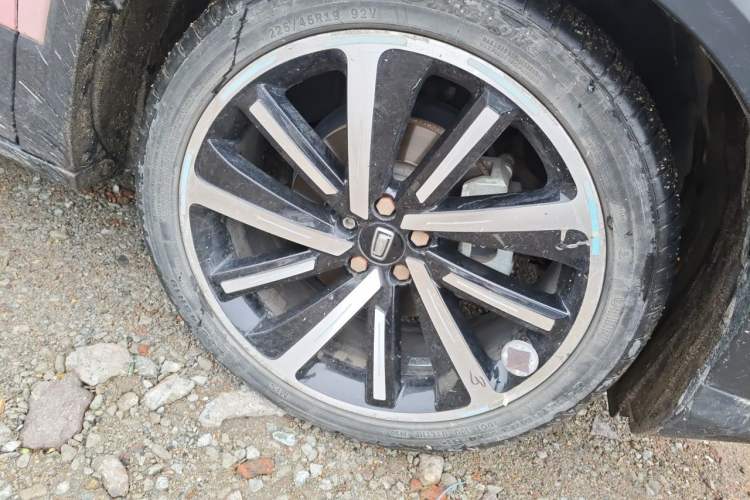 Used Bestune T77 2019 230 TID Automatic Prestige Version China V Emission Standard Right Front Wheel Hub