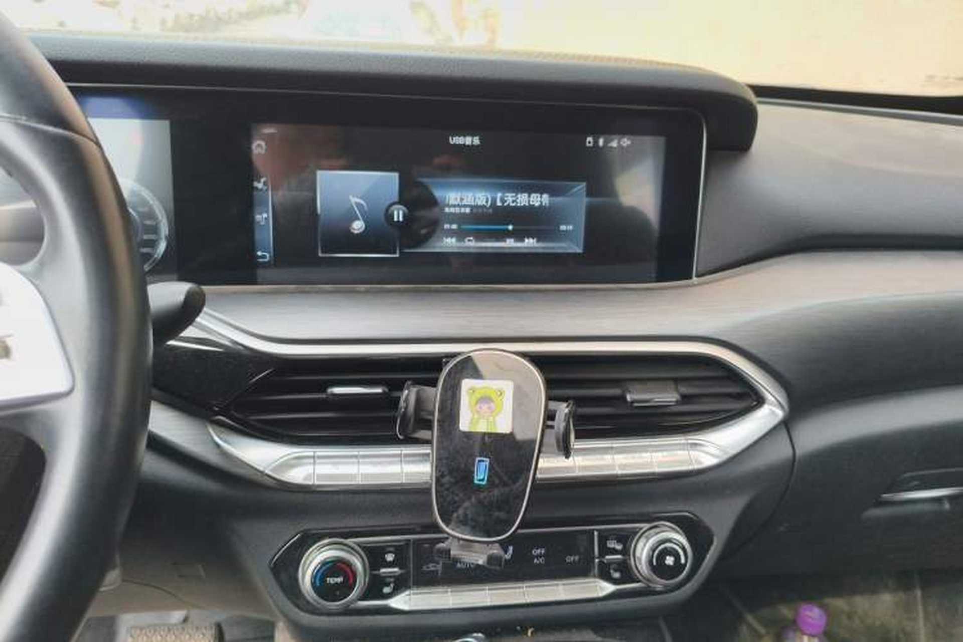 Used Bestune T77 2019 230 TID Automatic Prestige Version Rice Noodle Edition China VI Emission Standard Audio And AC Panel