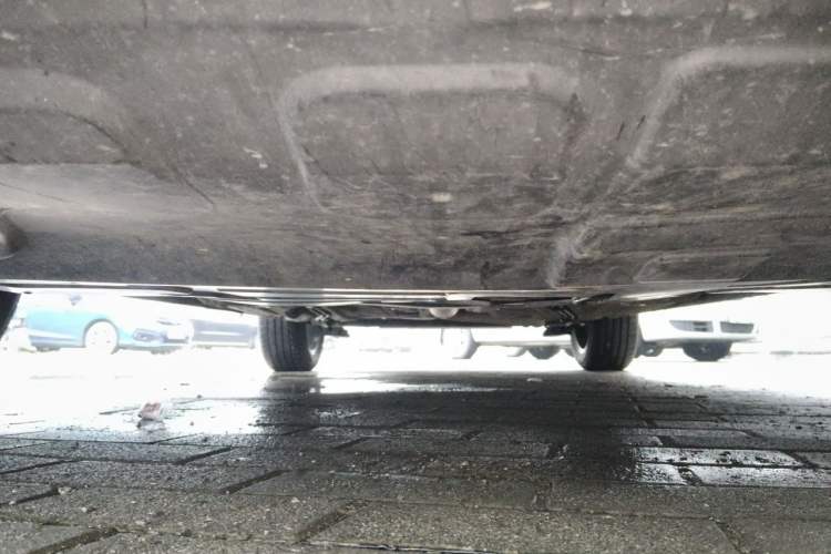 Used Bestune T77 2019 230 TID Automatic Luxury Version China VI Emission Standard Chassis Front