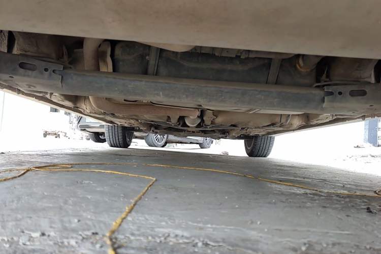 Used Bestune T77 2019 230 TID Automatic Luxury Version China VI Emission Standard Chassis Rear