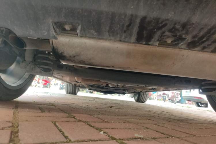 Used Bestune T77 2019 230 TID Automatic Prestige Version China VI Emission Standard Chassis Rear