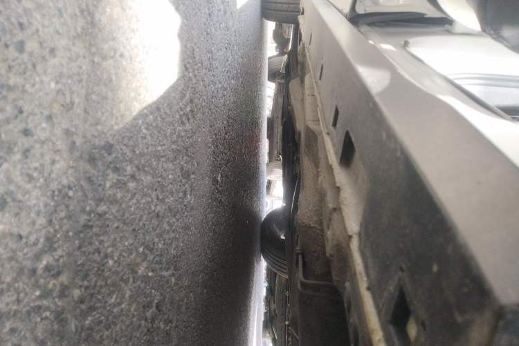 Used Bestune T77 2019 230 TID Automatic Prestige Version China V Emission Standard Chassis Rear Left