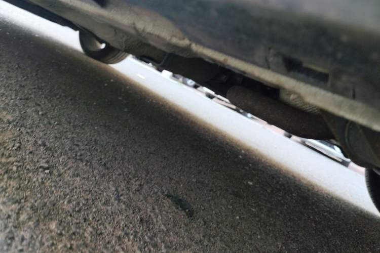 Used Bestune T77 2019 230 TID Automatic Prestige Version China VI Emission Standard Chassis Rear Left