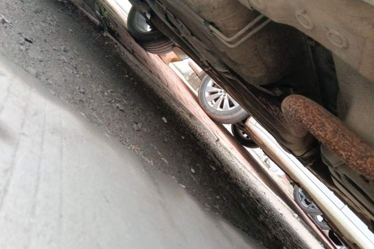 Used Bestune T77 2019 230 TID Automatic Prestige Version China VI Emission Standard Chassis Rear Left