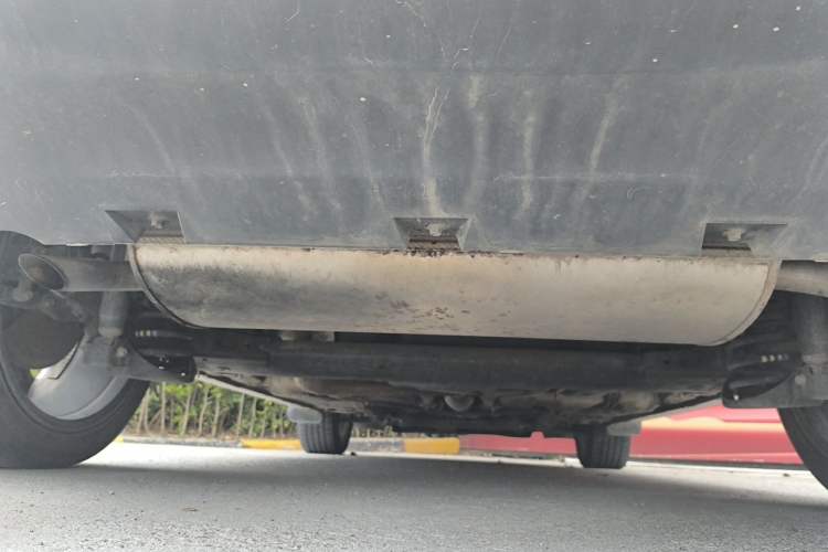 Used Bestune T77 2019 230 TID Automatic Luxury Version China VI Emission Standard Chassis Rear