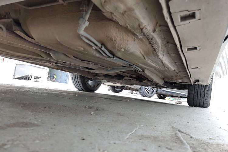 Used Bestune T77 2019 230 TID Automatic Luxury Version China VI Emission Standard Chassis Rear Right