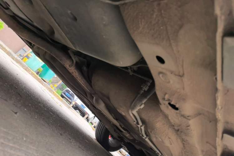 Used Bestune T77 2019 230 TID Automatic Luxury Version China VI Emission Standard Chassis Rear Right
