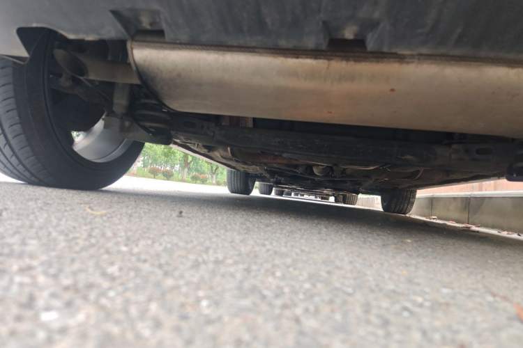 Used Bestune T77 2019 230 TID Automatic Prestige Version China V Emission Standard Chassis Rear