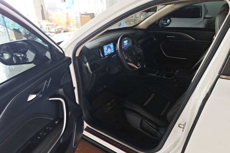 Used Bestune T77 2019 230 TID Automatic Luxury Version China VI Emission Standard Driver Seat