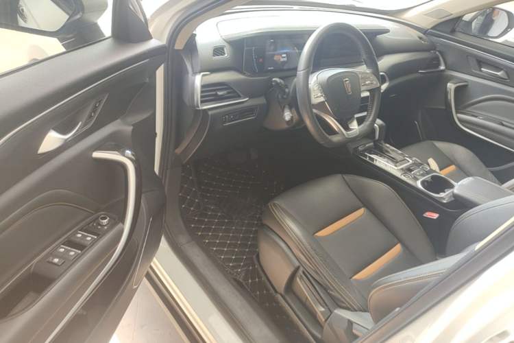 Used Bestune T77 2019 Facelift 230 TID Automatic Luxury Version China V Emission Standard Driver Seat