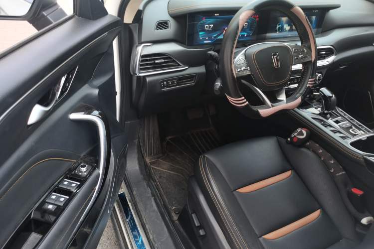 Used Bestune T77 2019 230 TID Automatic Prestige Version China VI Driver Seat