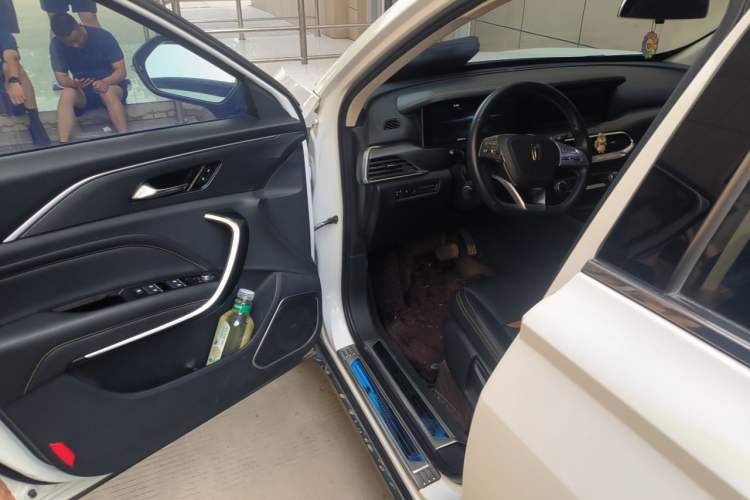 Used Bestune T77 2019 230 TID Automatic Prestige Version China V Emission Standard Driver Seat