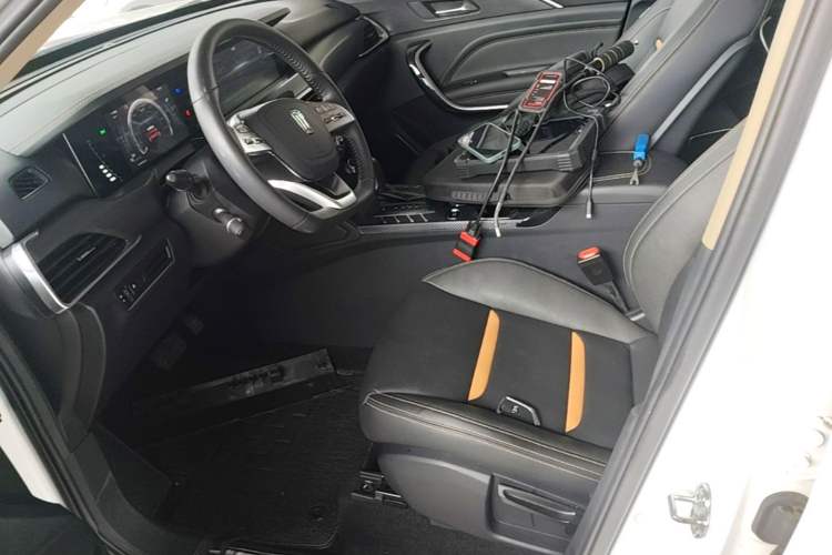Used Bestune T77 2019 230 TID Automatic Luxury Version National V Driver Seat