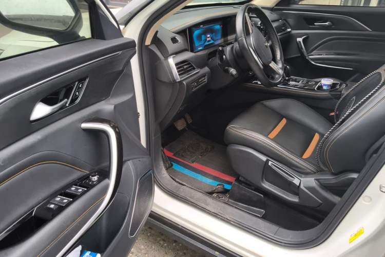 Used Bestune T77 2019 230 TID Automatic Prestige Version China V Emission Standard Driver Seat