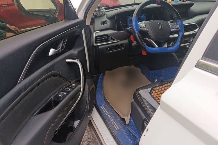 Used Bestune T77 2019 Facelift 230 TID Automatic Luxury Version China V Emission Standard Driver Seat