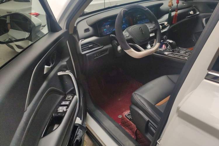 Used Bestune T77 2019 230 TID Automatic Prestige Version China VI Emission Standard Driver Seat
