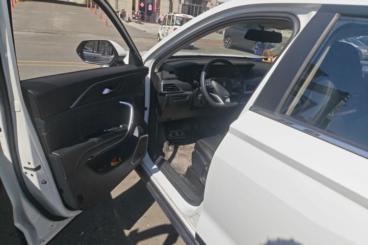 Used Bestune T77 2019 230 TID Automatic Luxury Version China VI Emission Standard Driver Seat