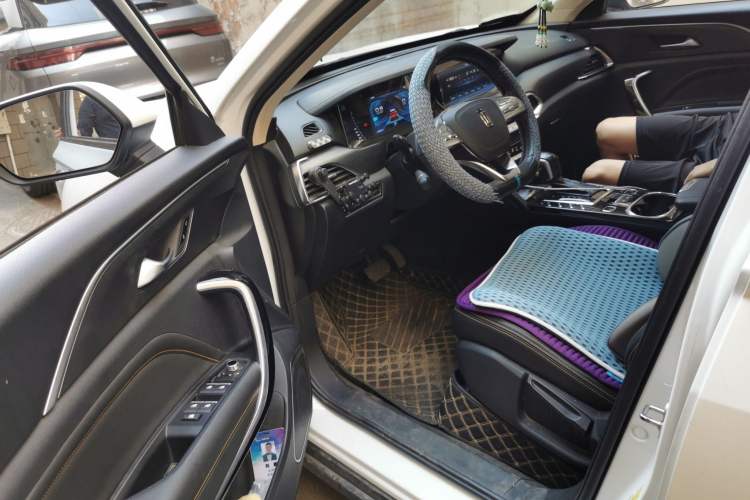 Used Bestune T77 2019 230 TID Automatic Luxury Version National V Driver Seat