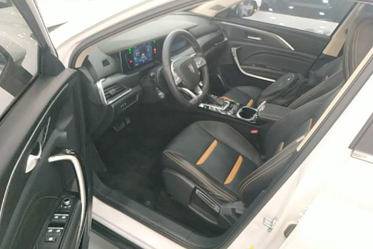 Used Bestune T77 2019 Facelift 230 TID Automatic Luxury Version China V Emission Standard Driver Seat