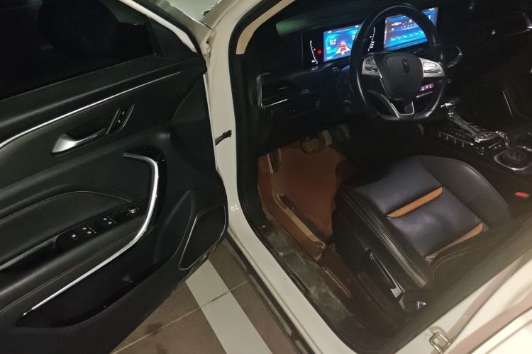Used Bestune T77 2019 230 TID Automatic Luxury Version National V Driver Seat
