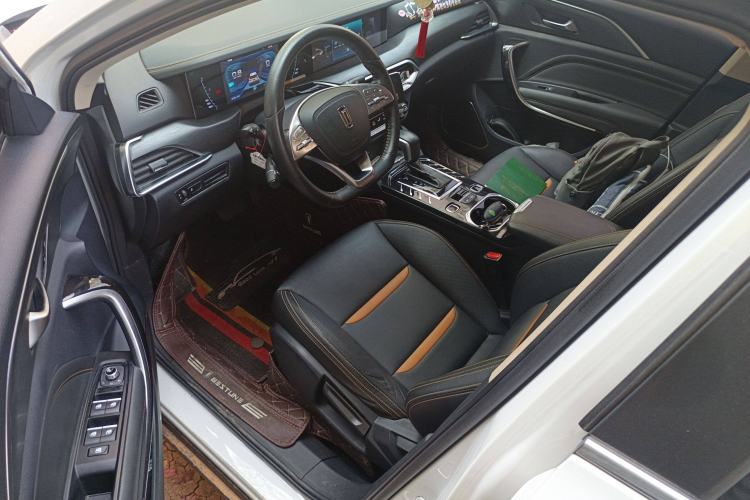 Used Bestune T77 2019 230 TID Automatic Luxury Version China VI Emission Standard Driver Seat