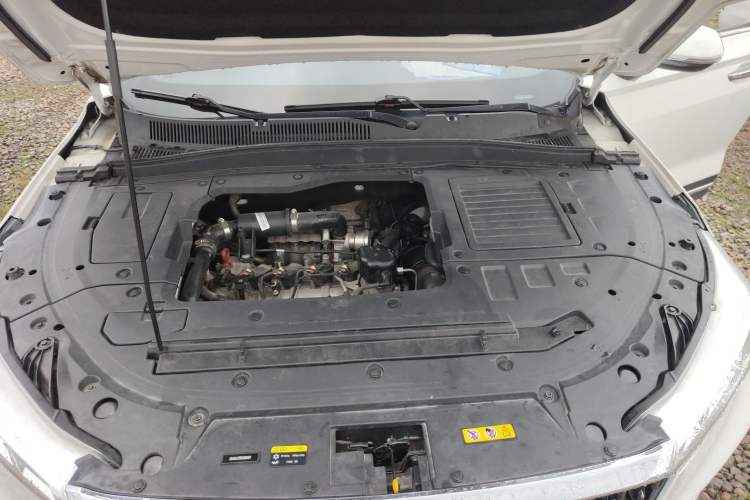 Used Bestune T77 2019 230 TID Automatic Luxury Version National V Engine Bay