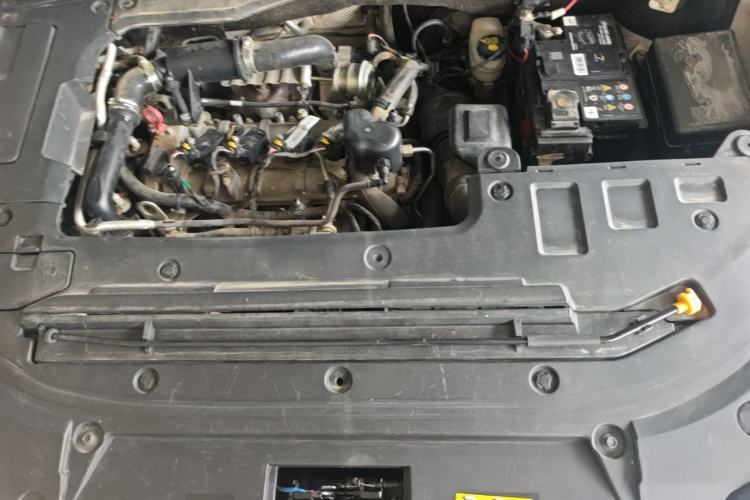 Used Bestune T77 2019 230 TID Automatic Prestige Version China V Engine Bay