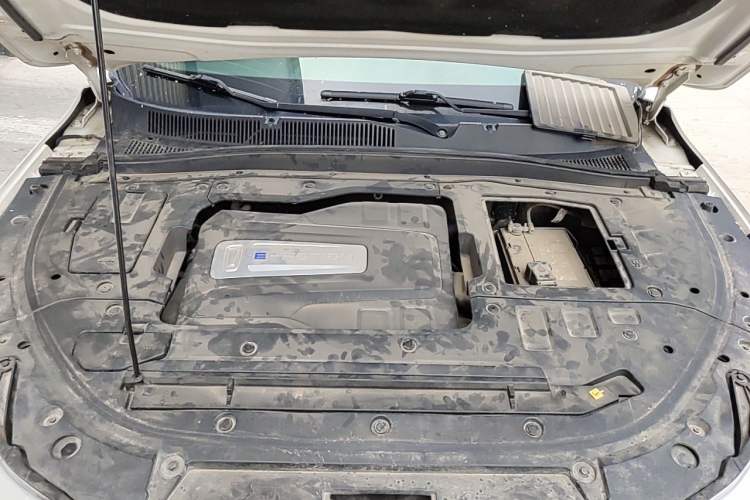 Used Bestune T77 2019 230 TID Automatic Luxury Version China VI Emission Standard Engine Bay