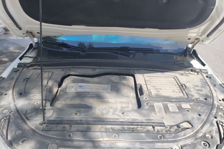 Used Bestune T77 2019 230 TID Automatic Prestige Version China V Emission Standard Engine Bay