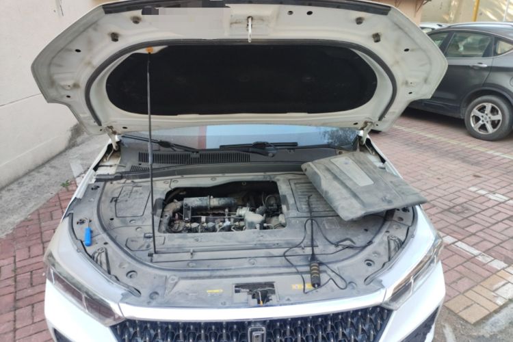 Used Bestune T77 2019 230 TID Automatic Prestige Version China VI Emission Standard Engine Bay