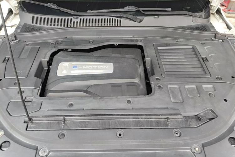 Used Bestune T77 2019 230 TID Automatic Luxury Version National V Engine Bay