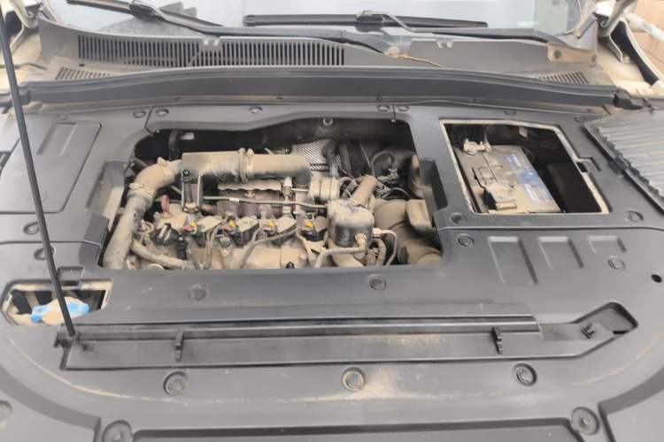 Used Bestune T77 2019 230 TID Automatic Prestige Version China V Emission Standard Engine Bay