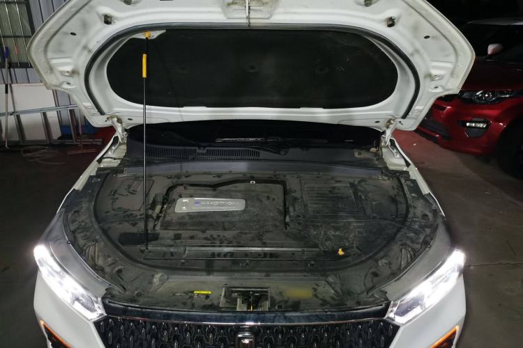 Used Bestune T77 2019 230 TID Automatic Luxury Version China VI Emission Standard Engine Bay