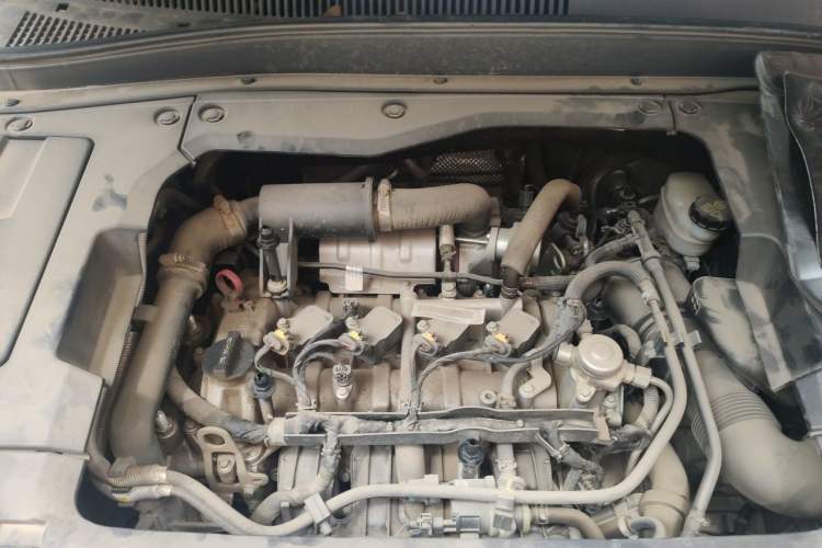 Used Bestune T77 2019 230 TID Automatic Prestige Version China VI Emission Standard Engine Bay