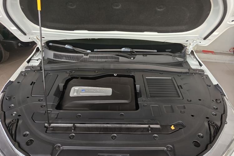 Used Bestune T77 2019 230 TID Automatic Luxury Version China VI Emission Standard Engine Bay