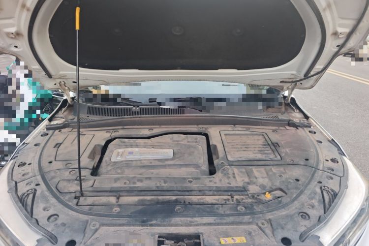Used Bestune T77 2019 230 TID Automatic Luxury Version China VI Emission Standard Engine Bay