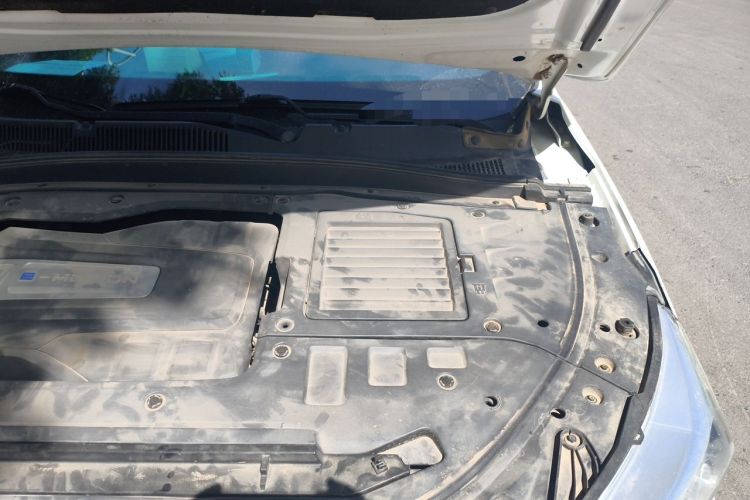 Used Bestune T77 2019 230 TID Automatic Prestige Version China V Emission Standard Engine Bay Left