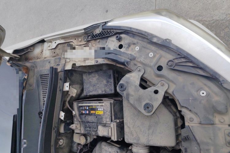 Used Bestune T77 2019 230 TID Automatic Prestige Version China V Emission Standard Engine Bay Left