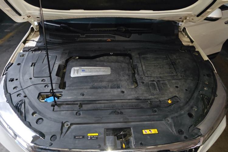 Used Bestune T77 2019 230 TID Automatic Luxury Version China VI Emission Standard Engine Bay