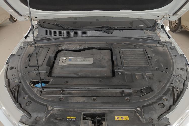 Used Bestune T77 2019 230 TID Automatic Prestige Version China V Emission Standard Engine Bay