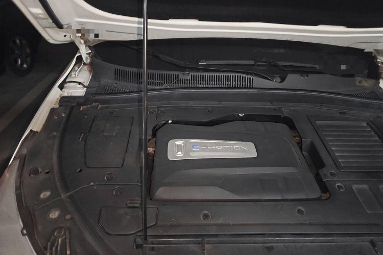 Used Bestune T77 2019 230 TID Manual Luxury Version China VI Engine Bay Right
