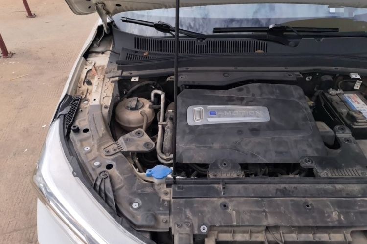 Used Bestune T77 2019 230 TID Automatic Luxury Version China VI Emission Standard Engine Bay Right