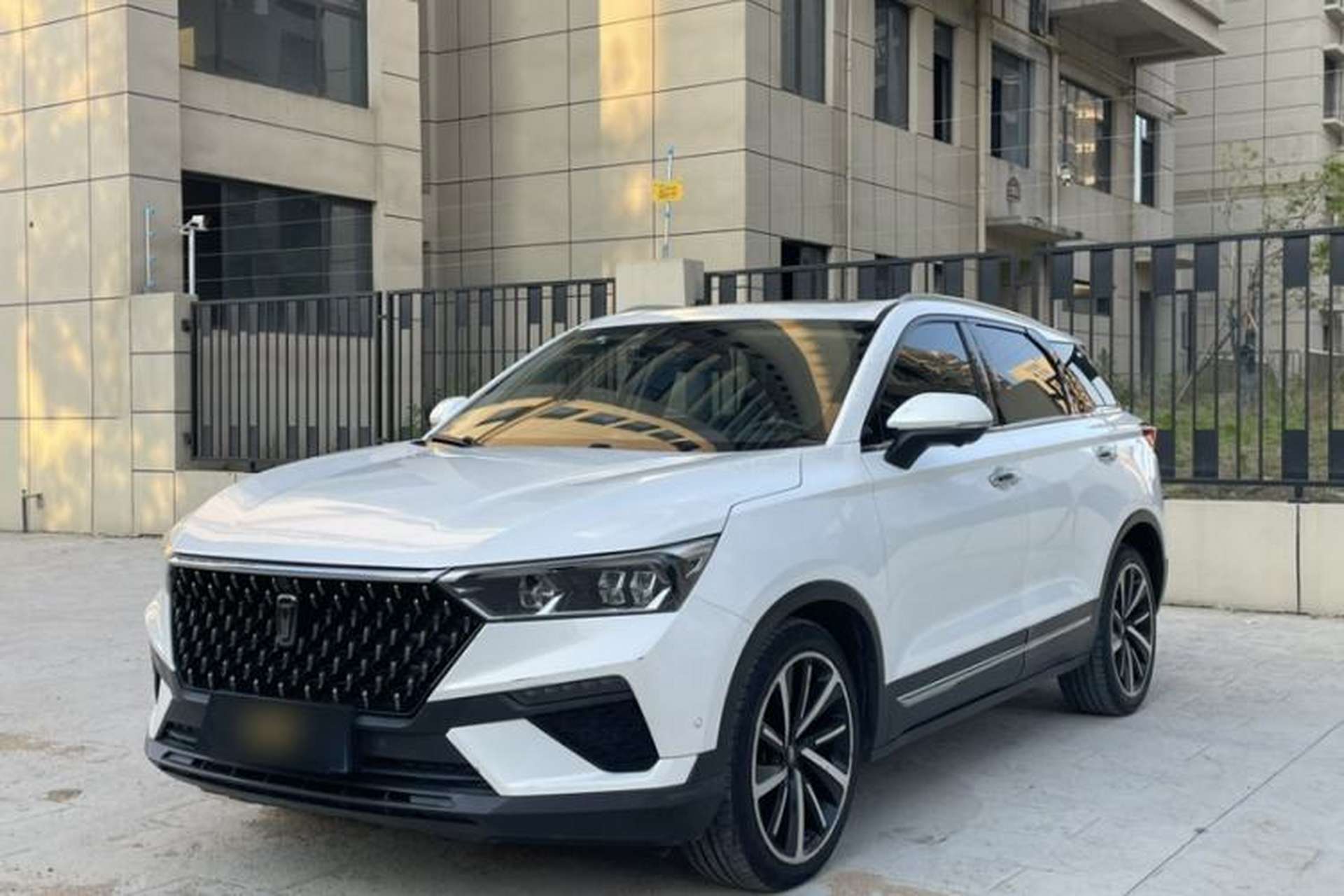 Used Bestune T77 2019 230 TID Automatic Prestige Version China V Exterior 2