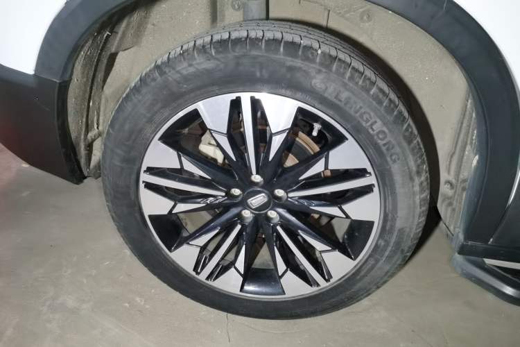 Used Bestune T77 2019 230 TID Automatic Luxury Version China VI Emission Standard Exterior 2