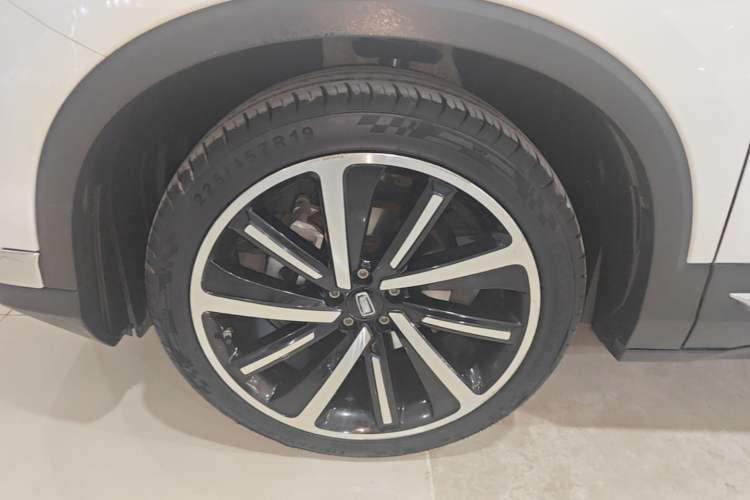 Used Bestune T77 2019 230 TID Automatic Prestige Version China VI Emission Standard Exterior 4