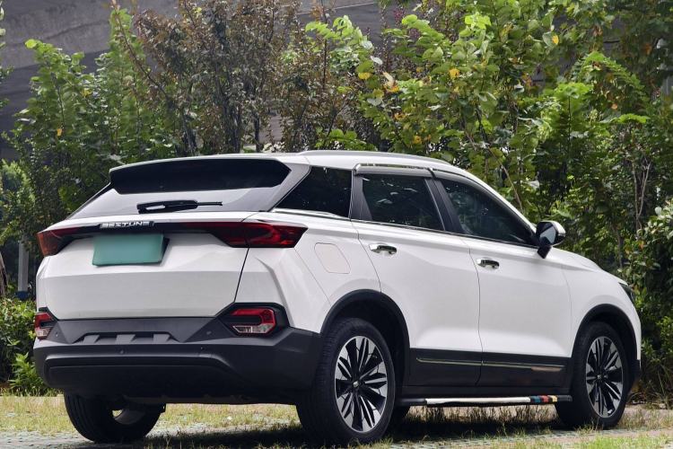 Used Bestune T77 2019 230 TID Automatic Luxury Version China VI Emission Standard Exterior 6