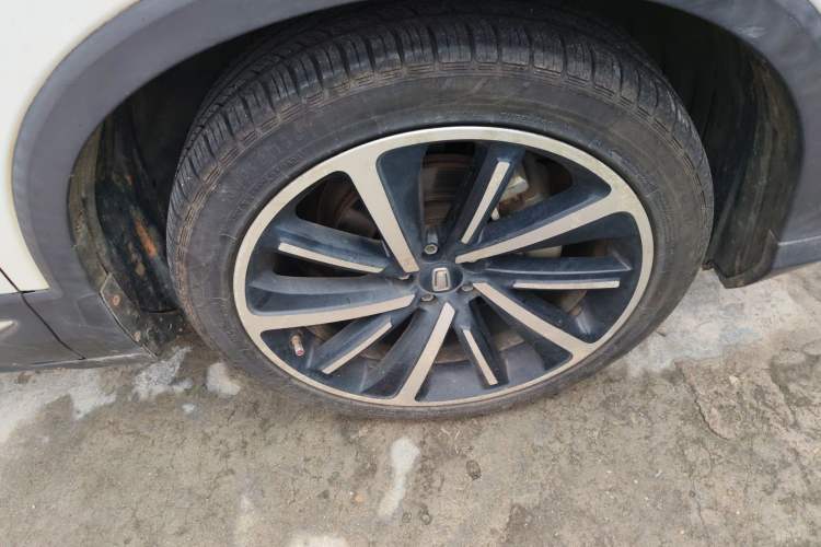 Used Bestune T77 2019 230 TID Automatic Luxury Version National V Exterior 7