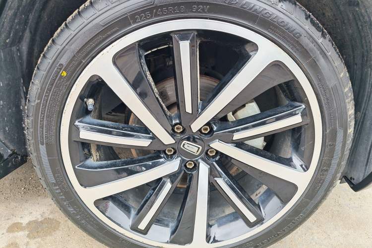 Used Bestune T77 2019 230 TID Automatic Luxury Version National V Exterior 7